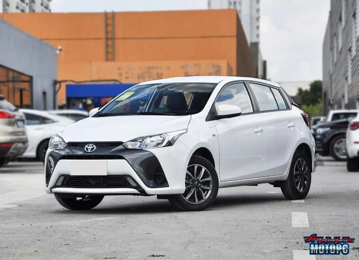 Toyota Yaris L